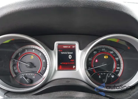 2014 Dodge Journey Sxt z USA, uszkodzony, nr VIN 3C4PDCBGXET211425